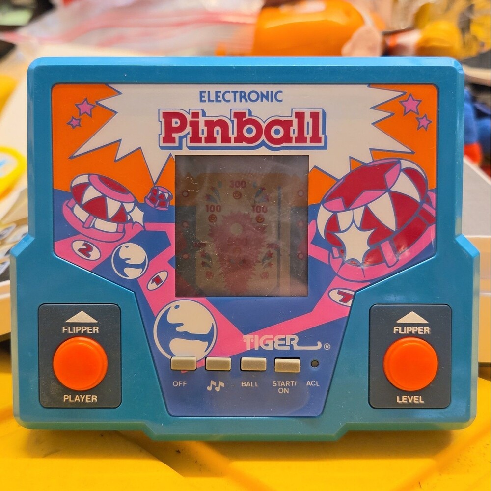 Vintage 1987 Tiger Electronic Pinball Handheld Video Game Tested Working